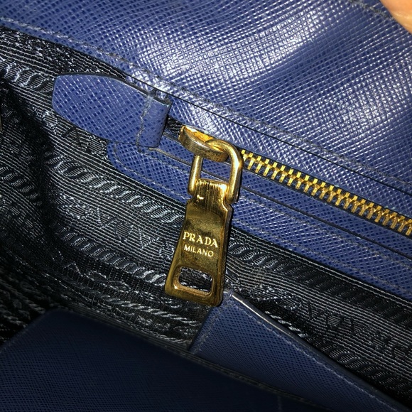 Prada Galleria Tote - Picture 6 of 6